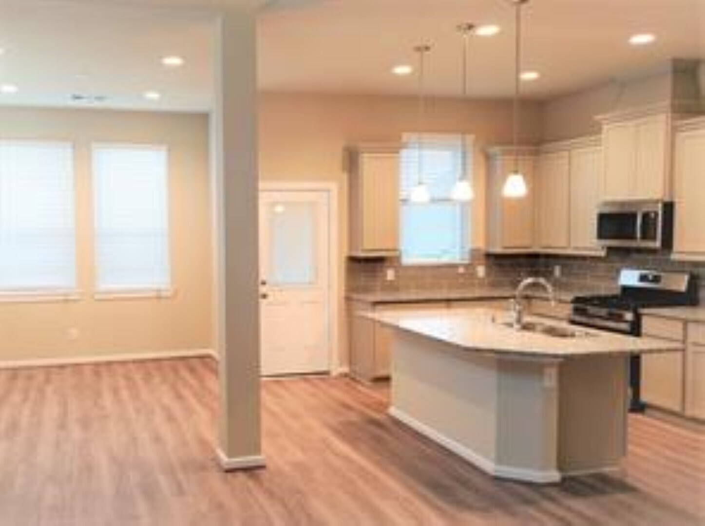 Bright Open Main Living Area - 2522 Manor Valley Ct