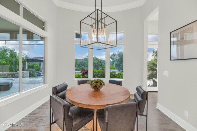 Building Photo - 5413 E Juniper Cyn Dr