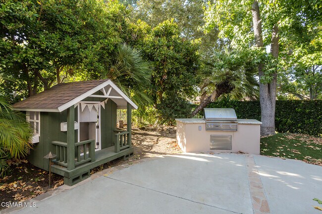 Building Photo - 3805 Mainsail Cir