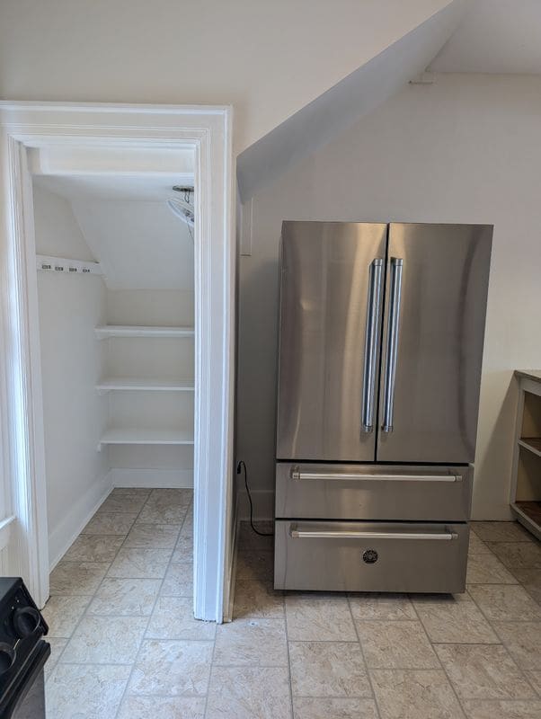 Building Photo - 5313 Broadway, 1