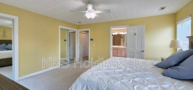 Building Photo - 9611 Chesapeake St