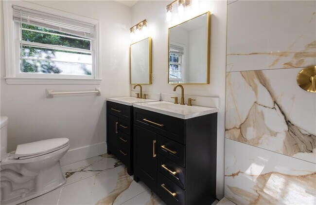 Building Photo - 88 Karland Dr NW