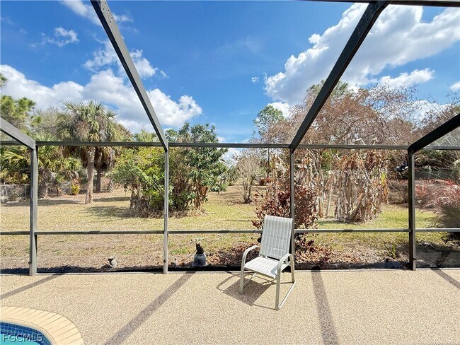 Building Photo - 502 Grant Ave