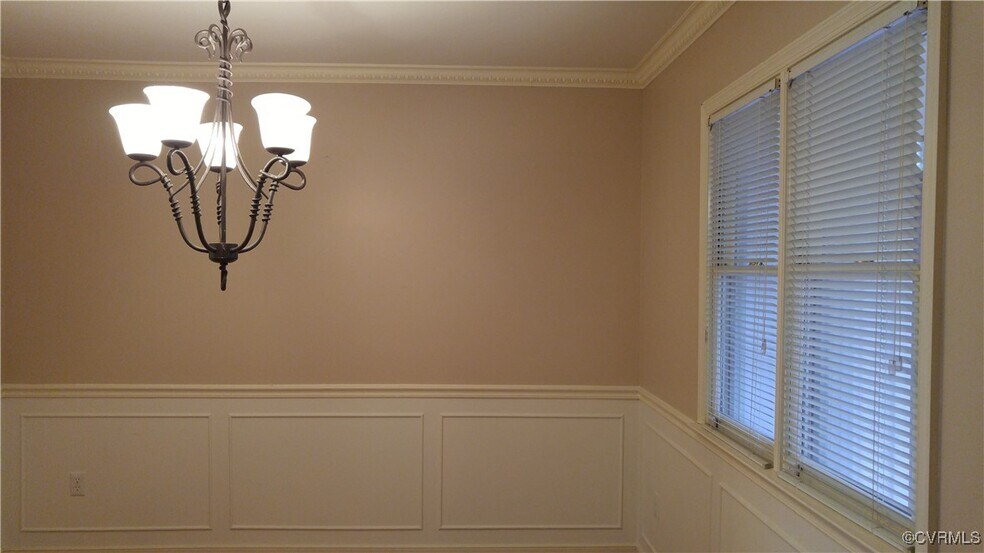 Building Photo - 7631 Kentucky Derby Dr