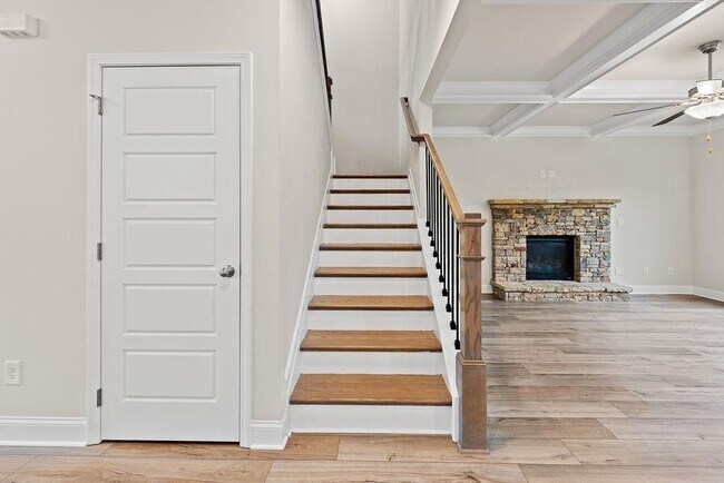 Building Photo - 4229 Brookmont Wy