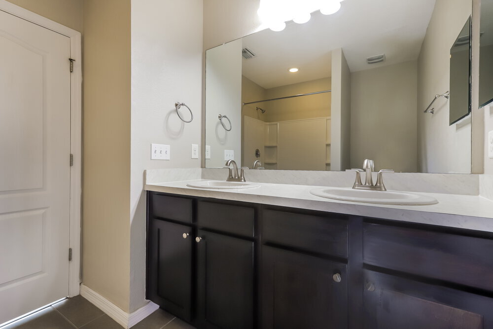 Building Photo - 10529 Whispering Hammock Dr