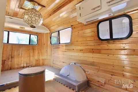 Building Photo - 3835 Oak Glen Dr