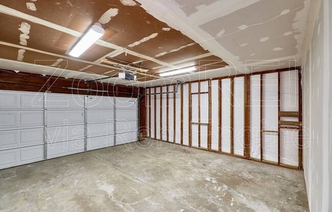 Building Photo - 7006 Shelton Ct