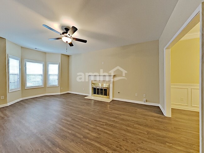 Building Photo - 2651 Freemont St