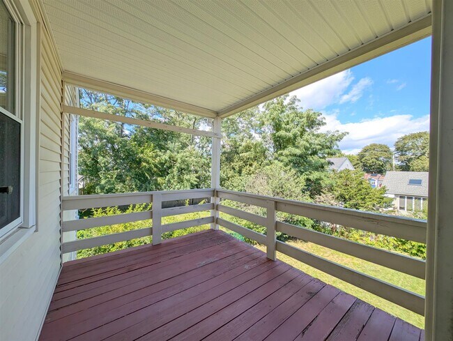 Building Photo - 5 Patrick St