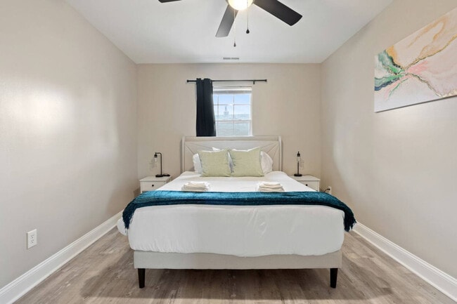 Building Photo - 1523 S East St