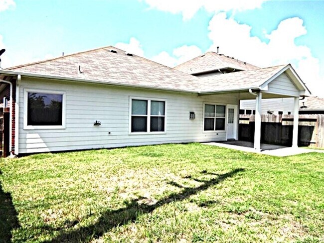 Building Photo - 4111 Mt Everest Way