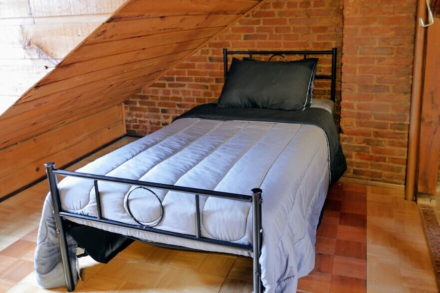 Building Photo - 88 Madison Ave