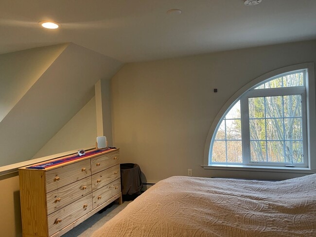 Building Photo - 46 A Barrister Dr