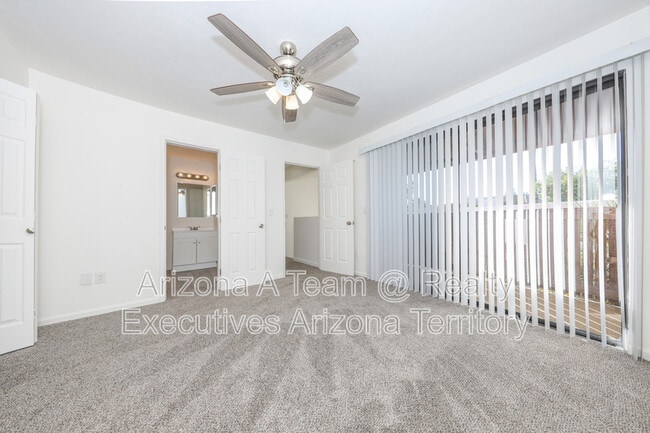 Building Photo - 9420 E Speedway Blvd