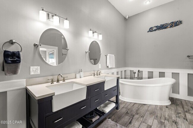 Building Photo - 3209 Swordfish Dr