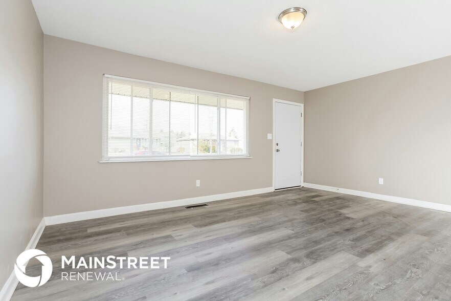 Building Photo - 4352 Ashgrove Dr