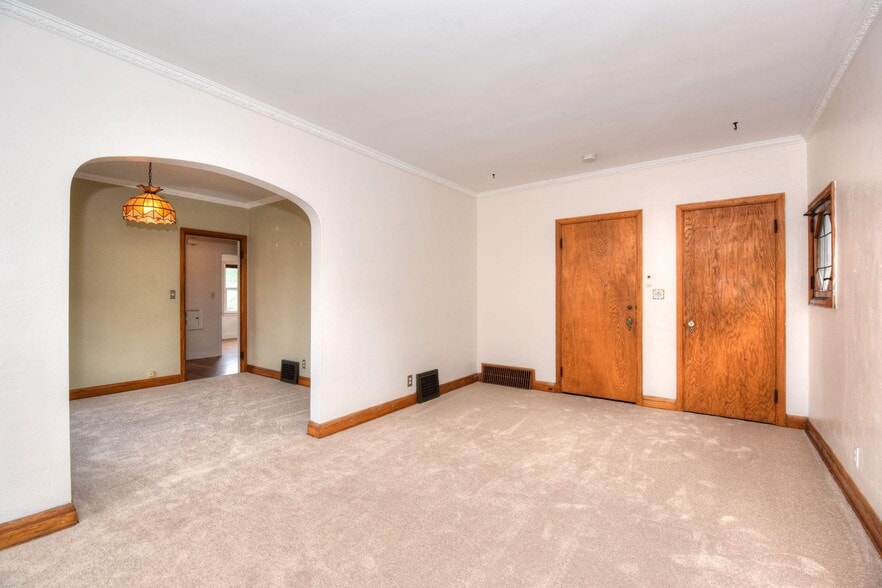 Building Photo - 2537 N 65th St