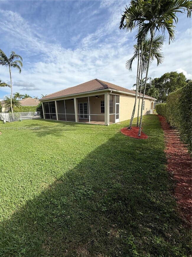 Building Photo - 1007 Nandina Dr