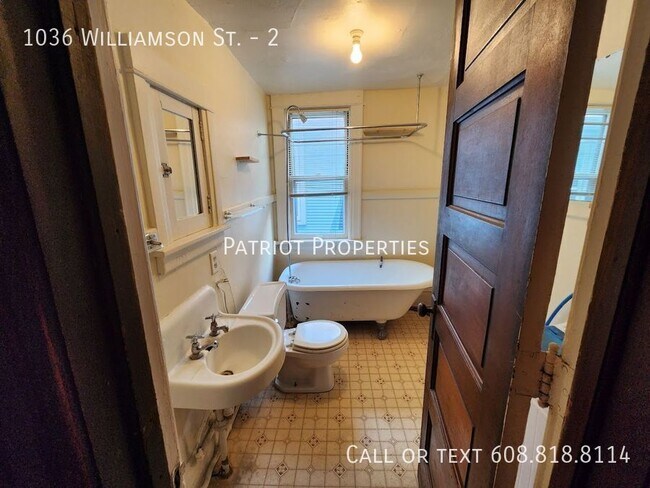 Building Photo - 1036 Williamson St