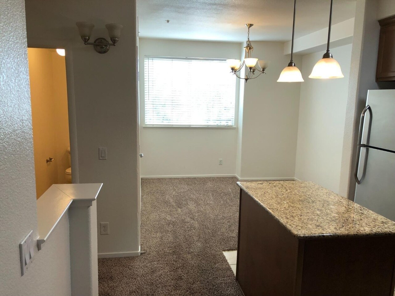 Dining Room - 2001 Club Center Dr