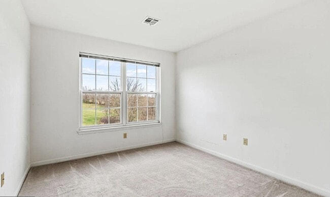 Building Photo - Beautiful 3 Bedroom, 2 Bath Condo in Reserves at Hershey Meadows!