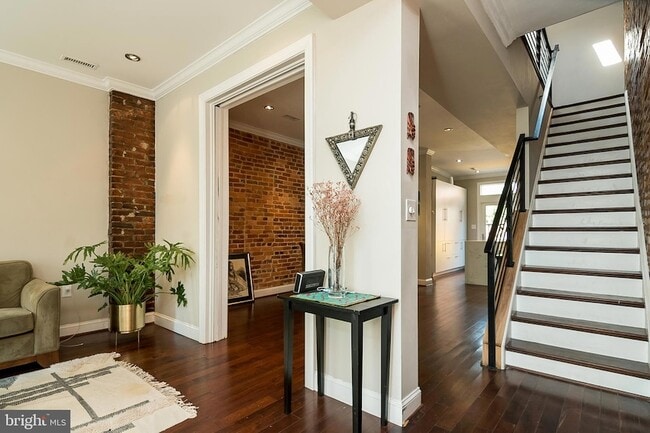 Building Photo - 2030 Flagler Pl NW
