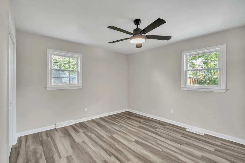 Building Photo - 120 Abbotsford Dr