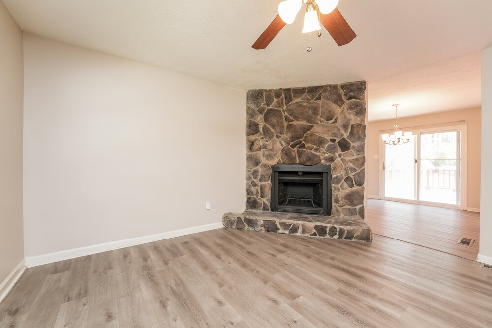 Building Photo - 2194 Cherokee Valley Cir