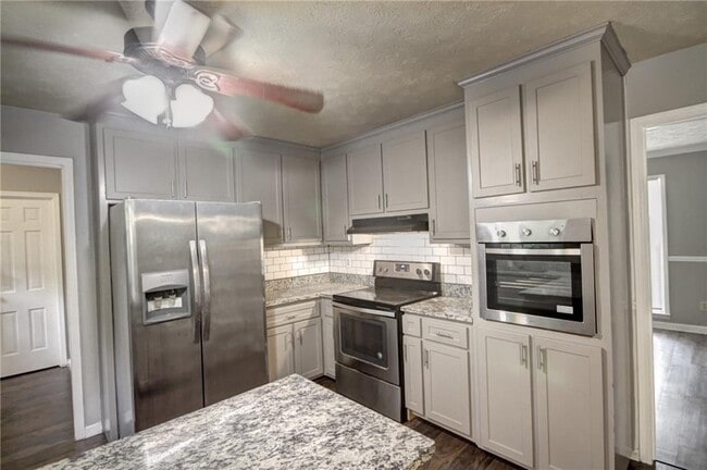 Building Photo - 2450 Horseshoe Bend Rd SW