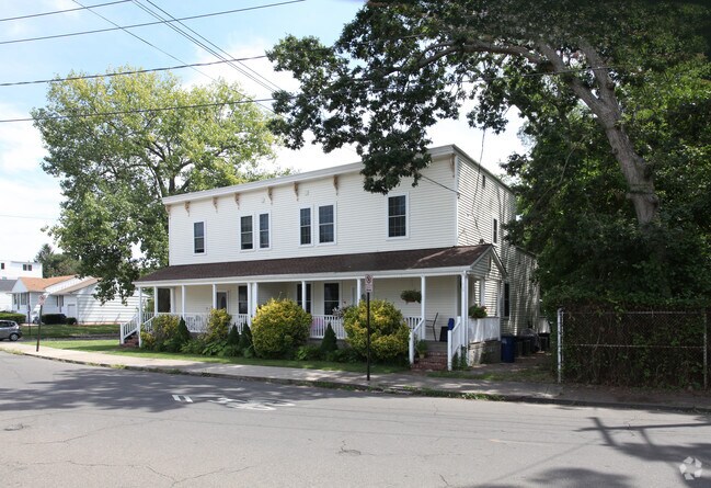 Building Photo - 235 Lighthouse Rd