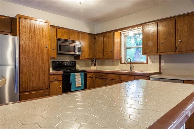 Building Photo - 2905 Acorn Trail