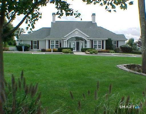 Building Photo - 8005 Heartwood Ln