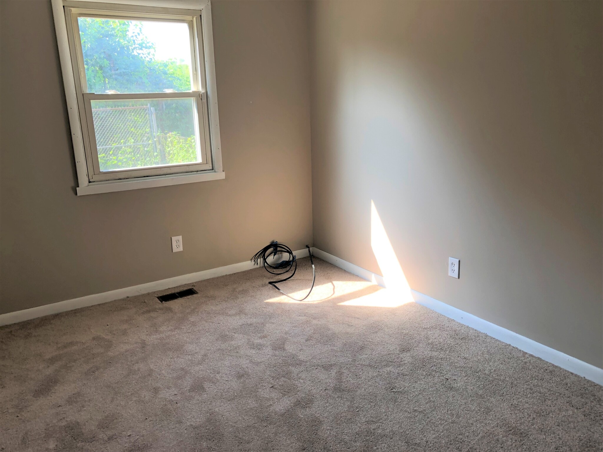 Bedroom - 1831 5th Ave W