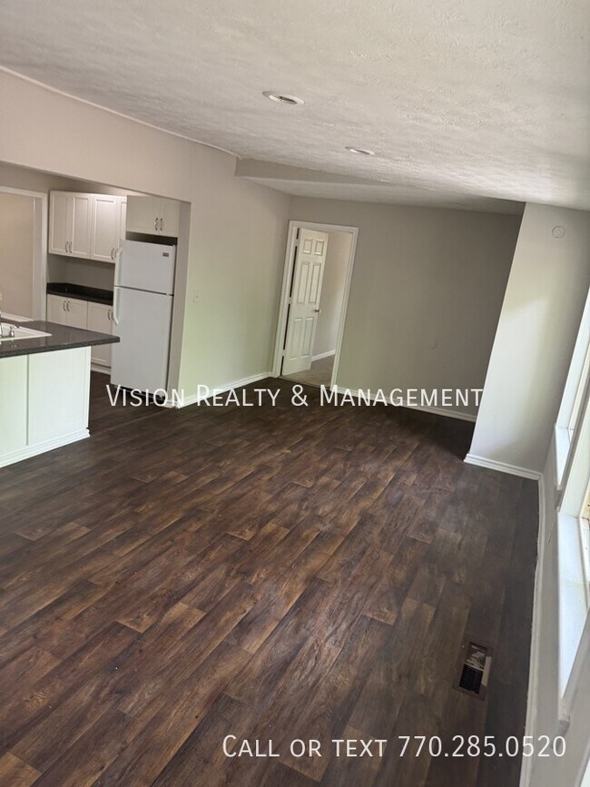 Building Photo - 374 Cavender Creek Rd