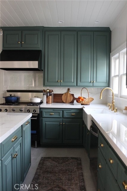 Building Photo - 2421 Heliotrope Dr