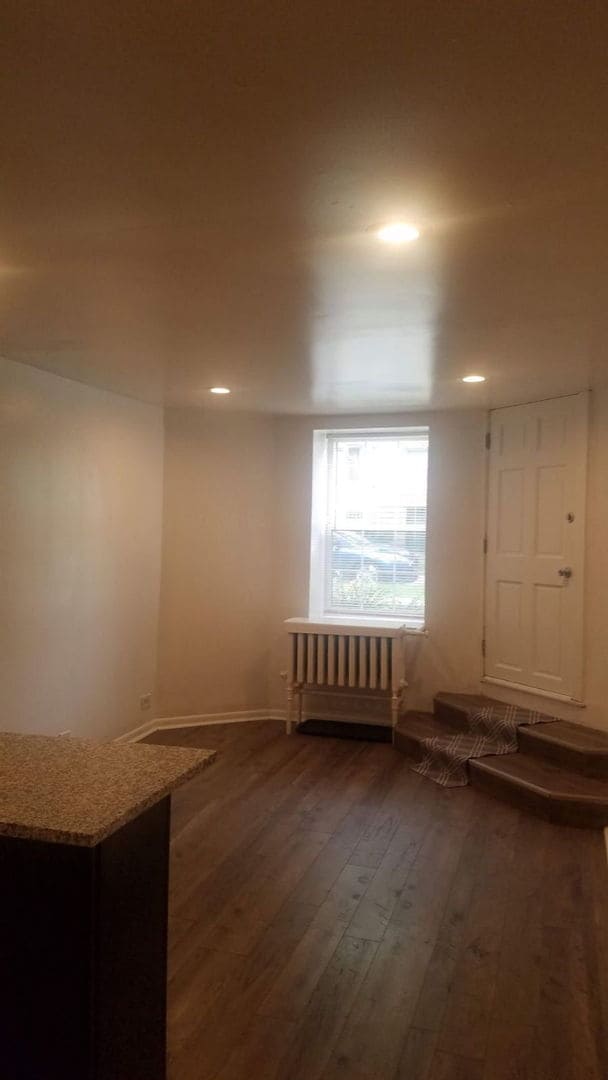 Building Photo - 4207 N Sawyer Ave