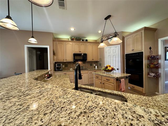 Building Photo - 2610 Jakes Ct