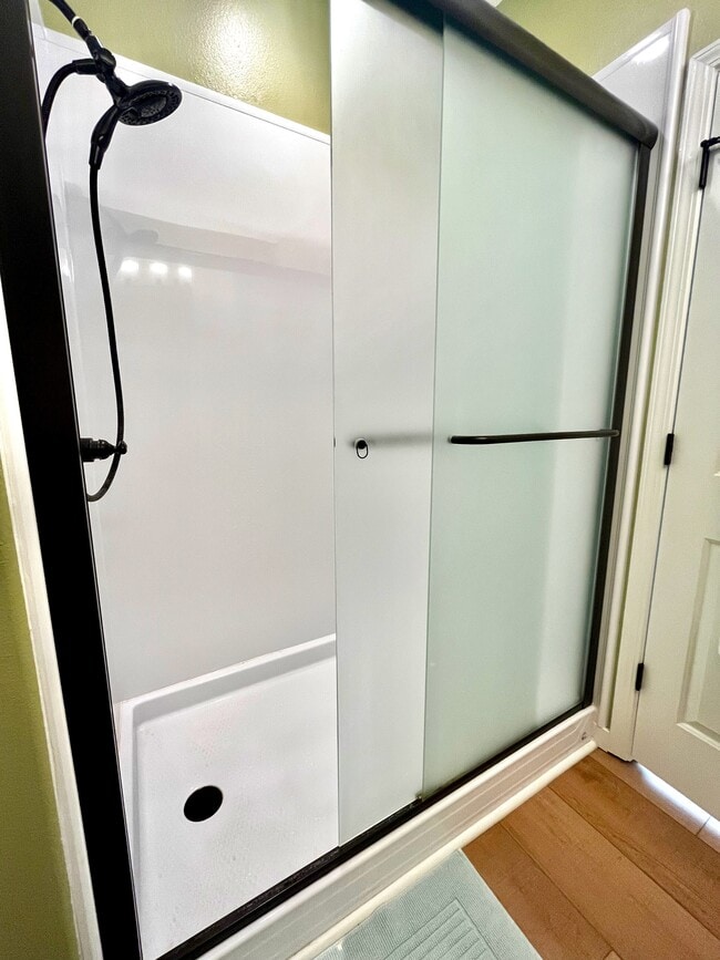 Master Shower - 11605 NW 35th Ave