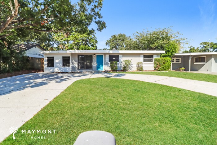 Primary Photo - 2120 Catalina Dr