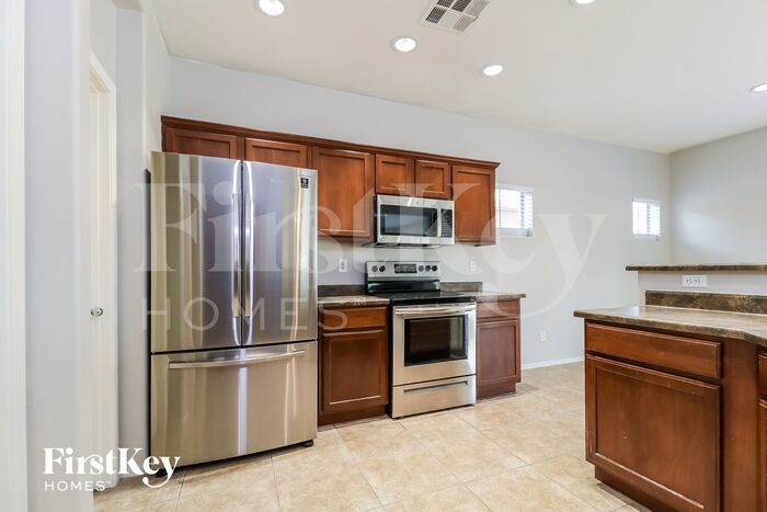 Building Photo - 9918 W Bloch Rd