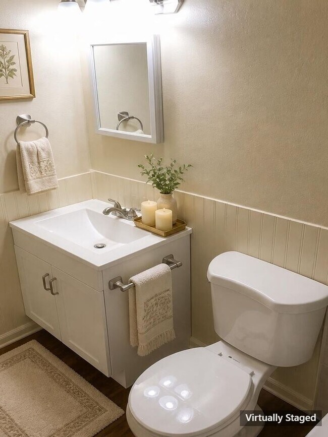 Building Photo - $500 OFF 1ST MONTH! $1,595/MO (GAS, WATER, SEWER & TRASH INCLUDED)