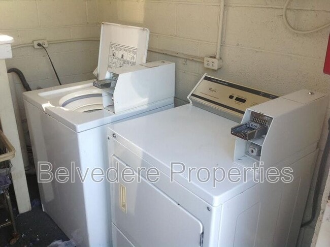 Building Photo - 207-1 Leftwich St