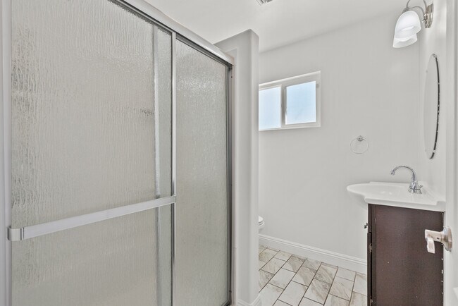 Building Photo - 4576 Adam Rd