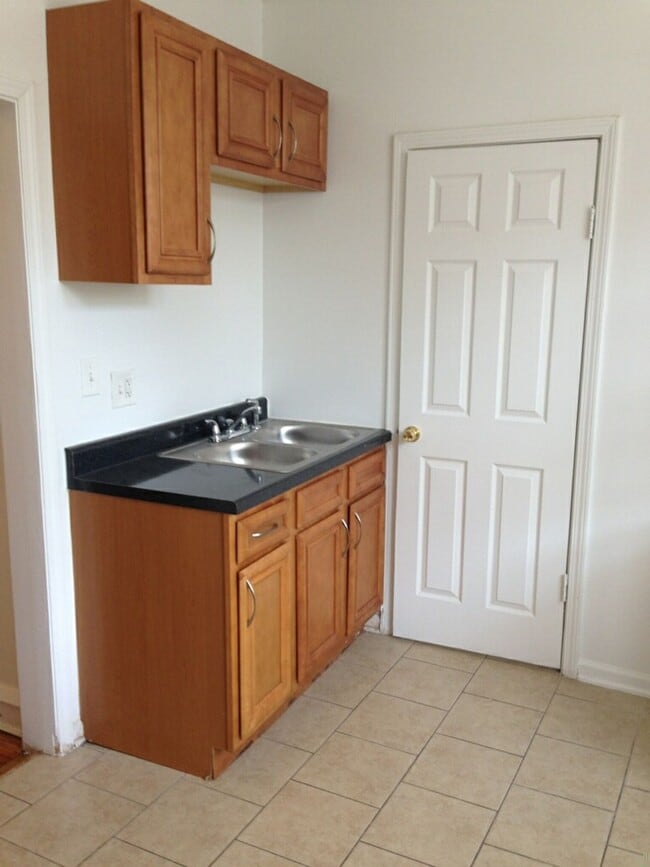 Building Photo - 8001 S Marshfield Ave