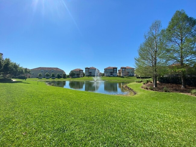 Building Photo - 2408 Lobelia Dr