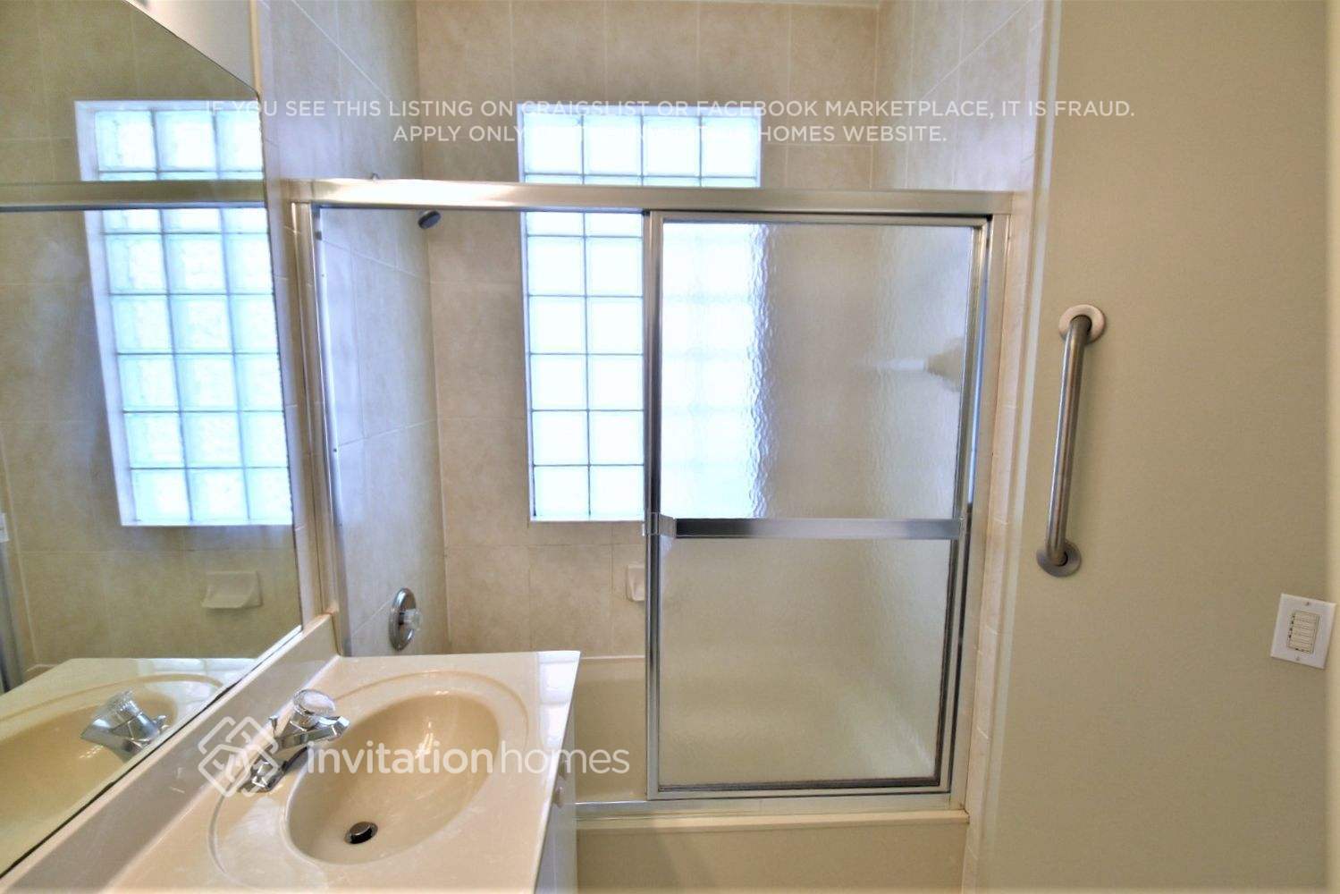 Building Photo - 1201 SW 144th Ct