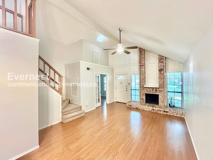 Building Photo - 2992 Harbinger Ln