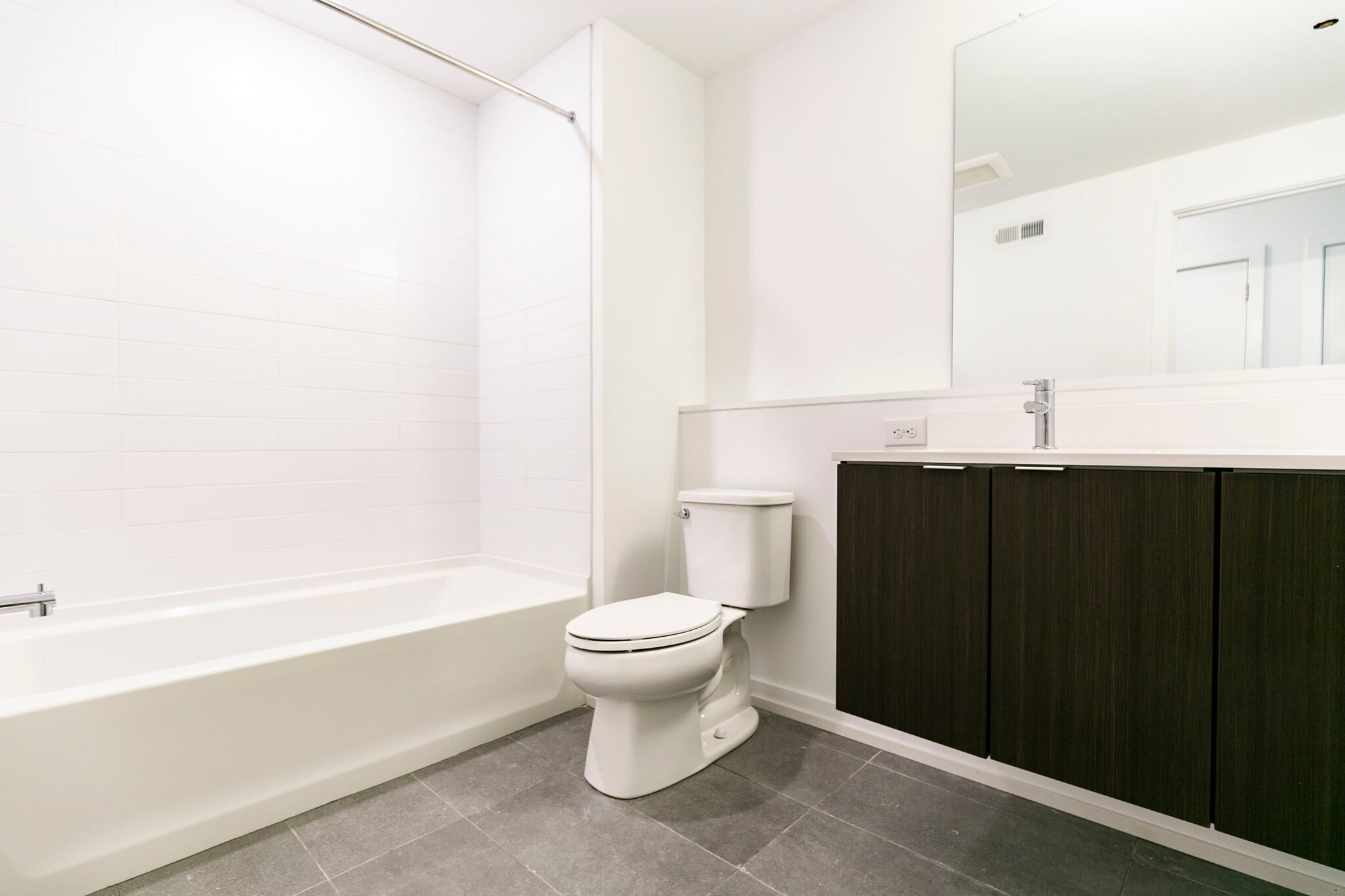 Building Photo - 1245 N 27th St