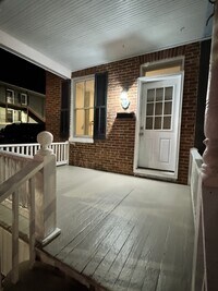 Building Photo - 82 W Main St